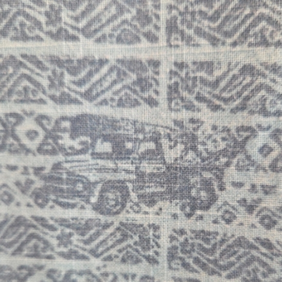 RedHead Men's Blue Casual Button Down Shirt Size Large With Truck/Canoe Design - Picture 6 of 12